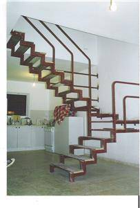 מדרגות ברזל צורן
